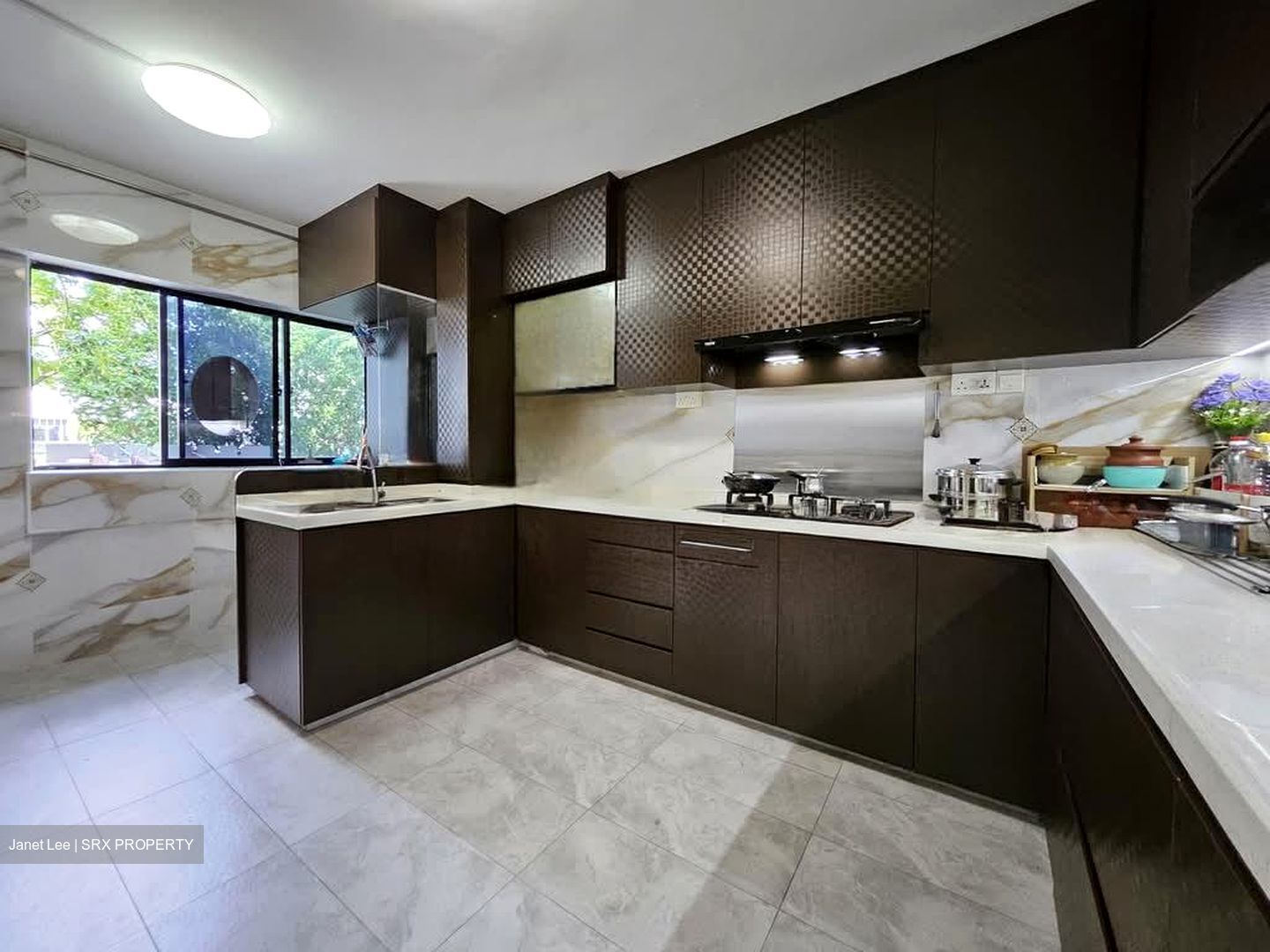 Blk 712 Hougang Avenue 2 (Hougang), HDB Executive #597138731